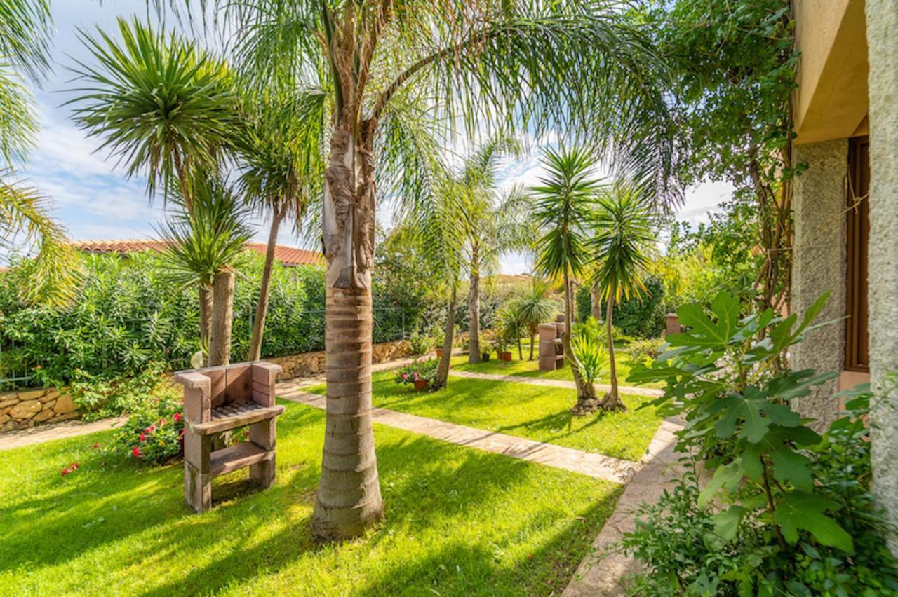 Iss Travel, Villa Fiorita - 800 M From La Cinta Beach San Teodoro  Dış mekan fotoğraf